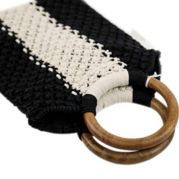 Laude women’s The Label Black and Cream Gabby Macrame Bag - Picture 3 of 10